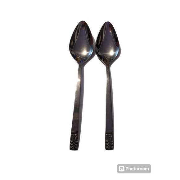 VTG CARLYLE Hong Kong stainless cameo pattern lot 2 tablespoons replacement - Picture 1 of 9